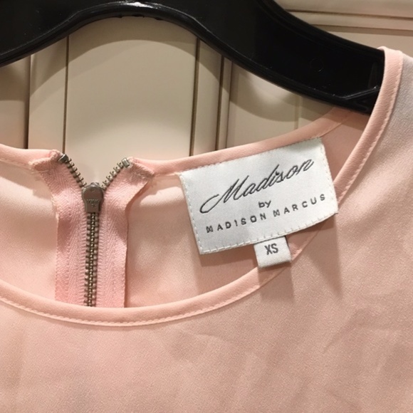 New Madison Marcus blush pink peplum ruffle hem top - Picture 2 of 4